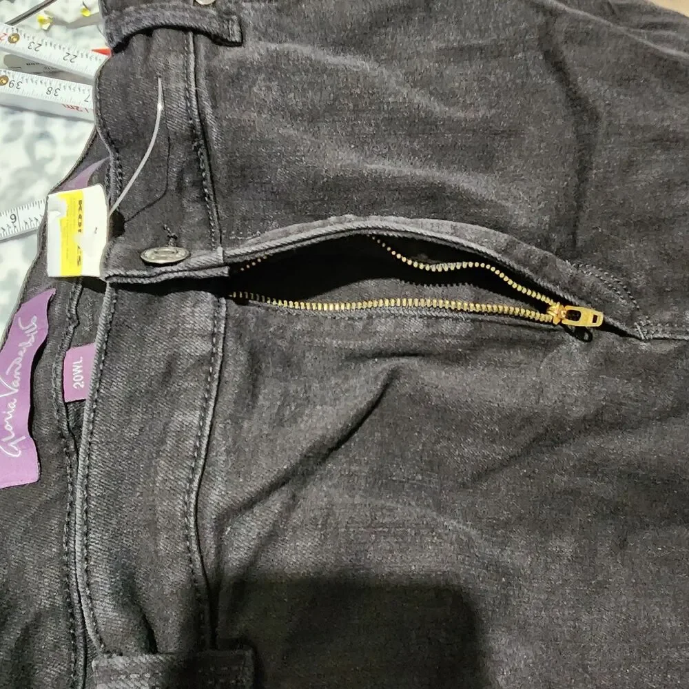 Gloria Vanderbilt Denim Jeans Size 20W Long Black Bootcut.